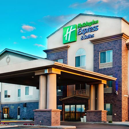 Holiday Inn Express Hotel & Suites Sheldon By Ihg Exterior foto